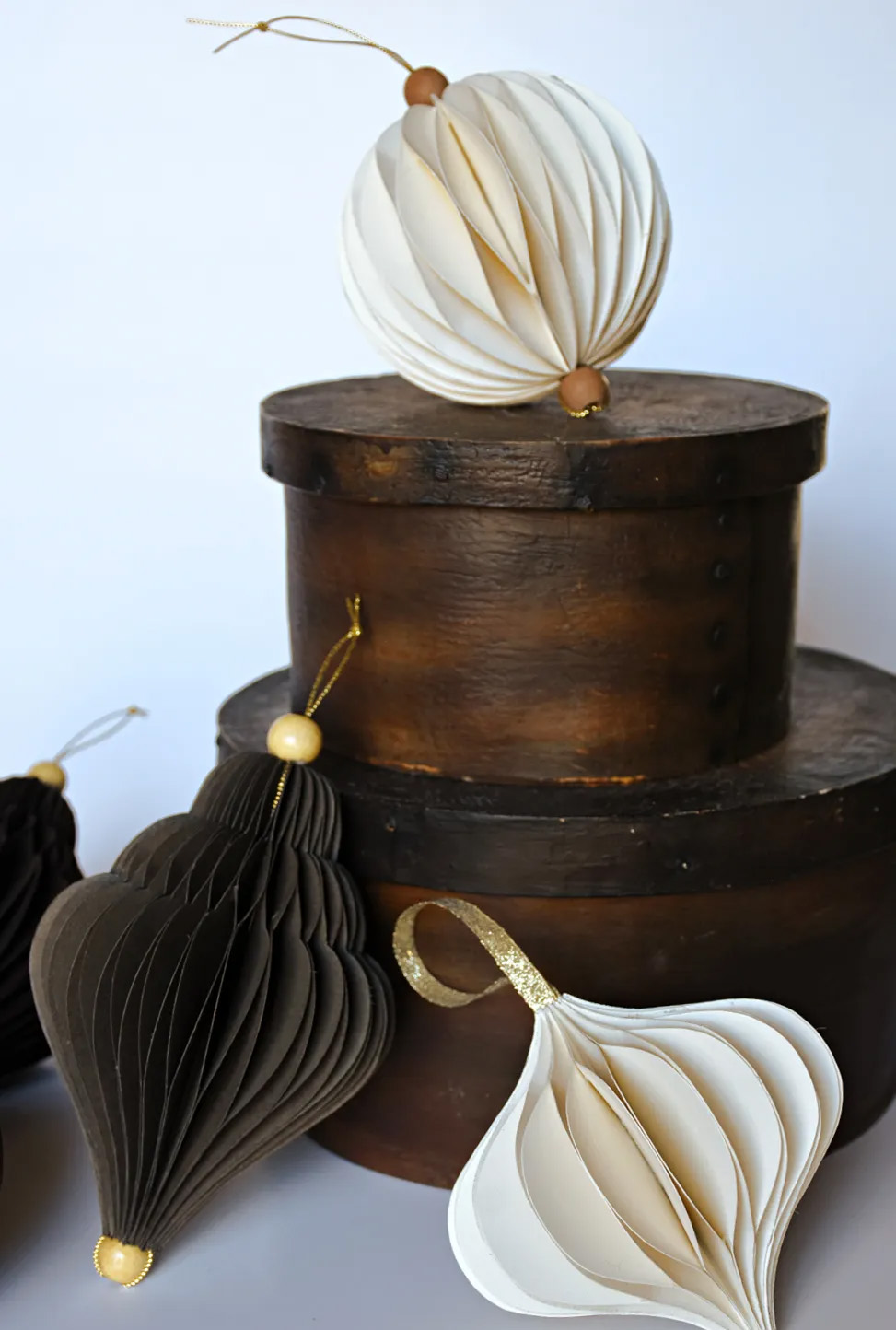 Honeycomb Christams Ornaments-01.jpg 